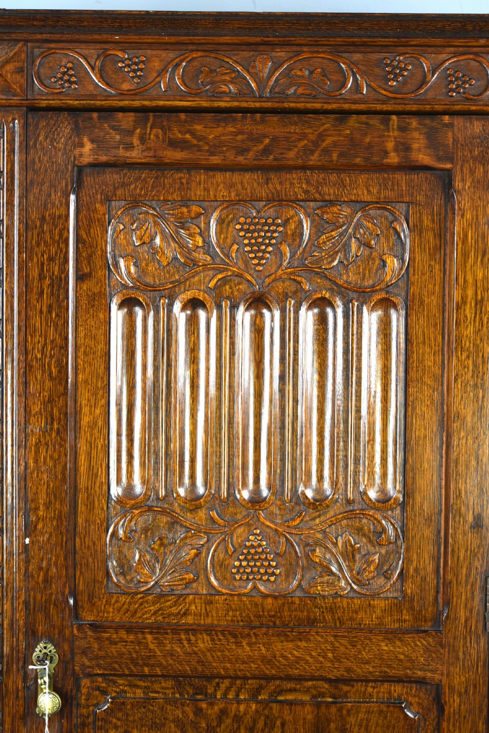 carved oak hall robe  View V