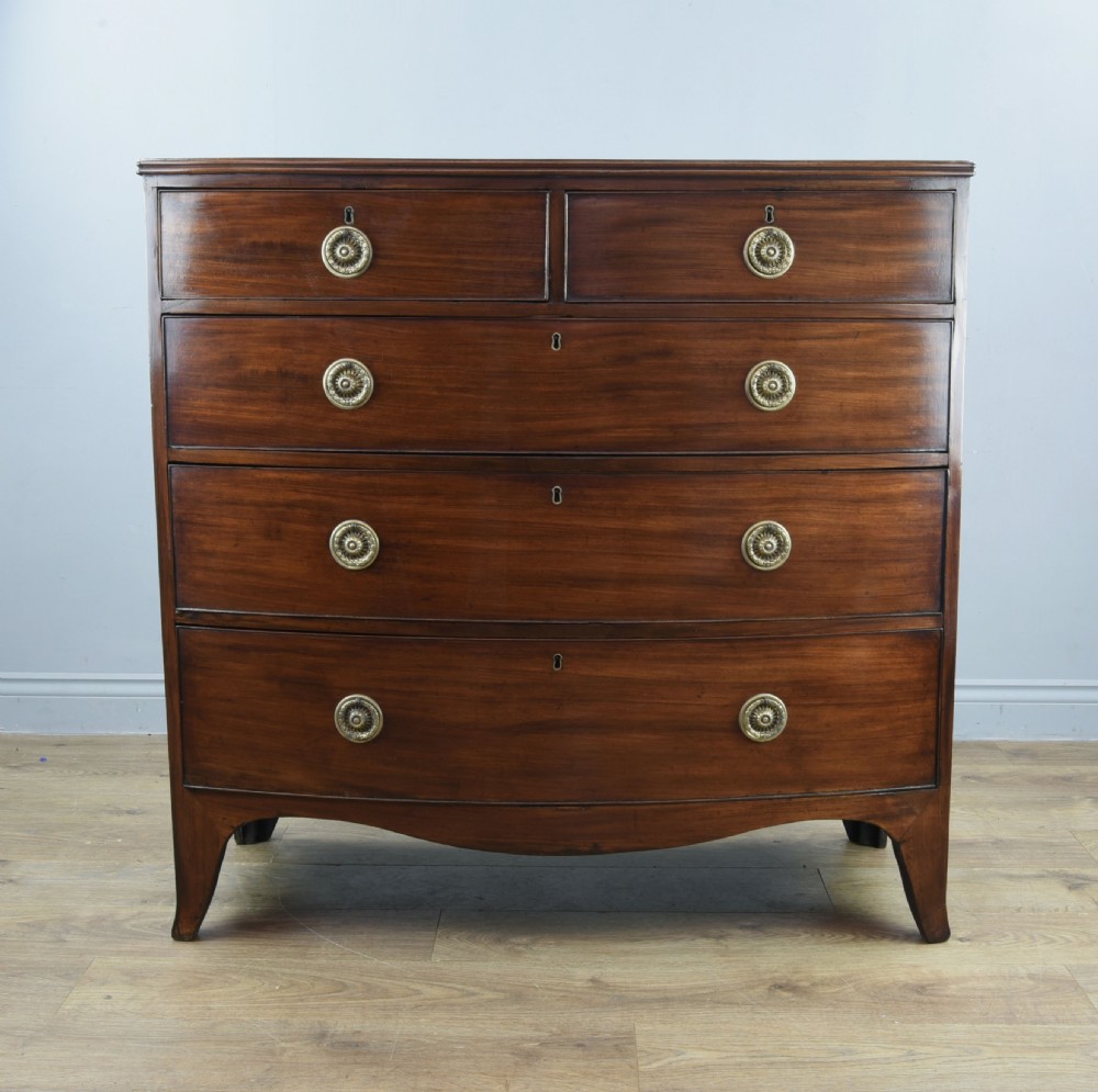 Georgian mahogany bow front chest of drawers 