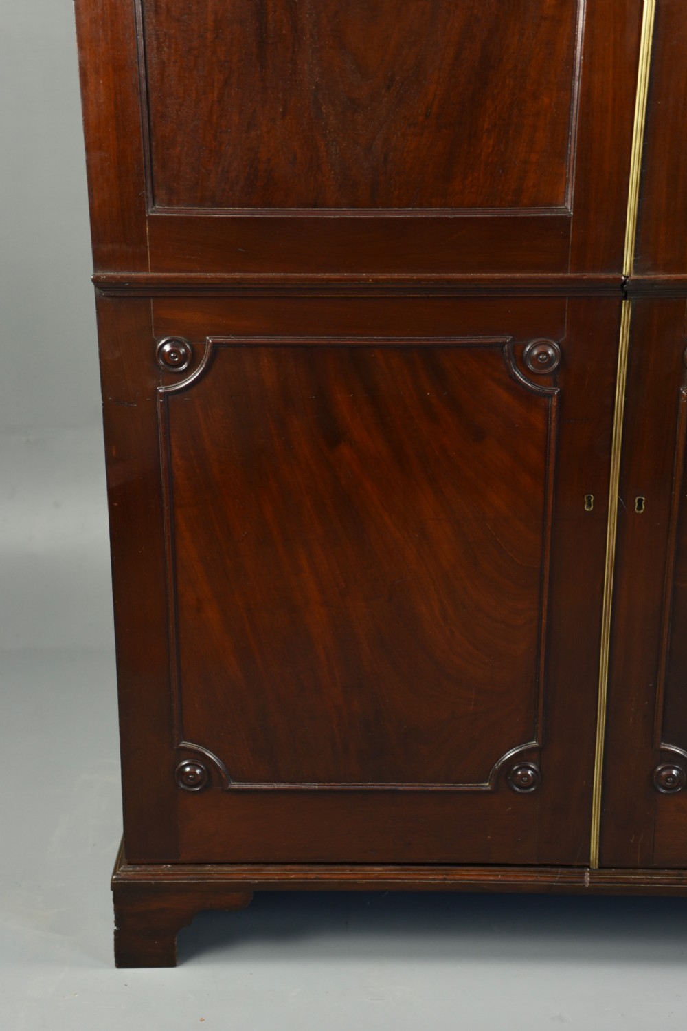 Georgian mahogany wardrobe  View IV