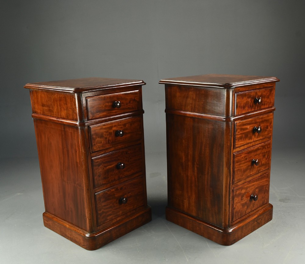 Pair of mahogany bedside chests of drawers Lamb of Manchester  View III