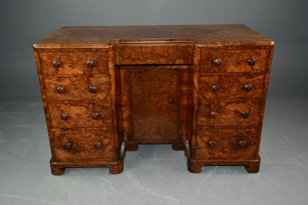 Victorian bur walnut knee hole desk 