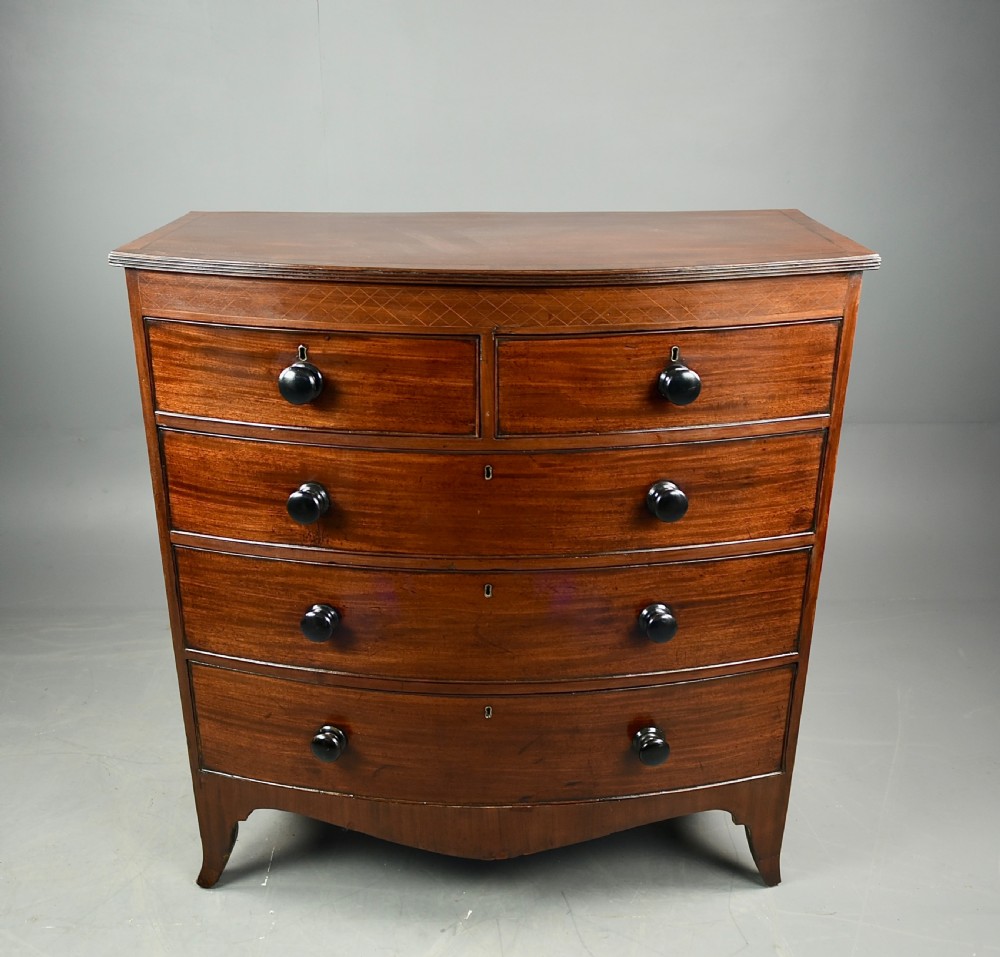 Georgian mahogany bow front chest of drawers 