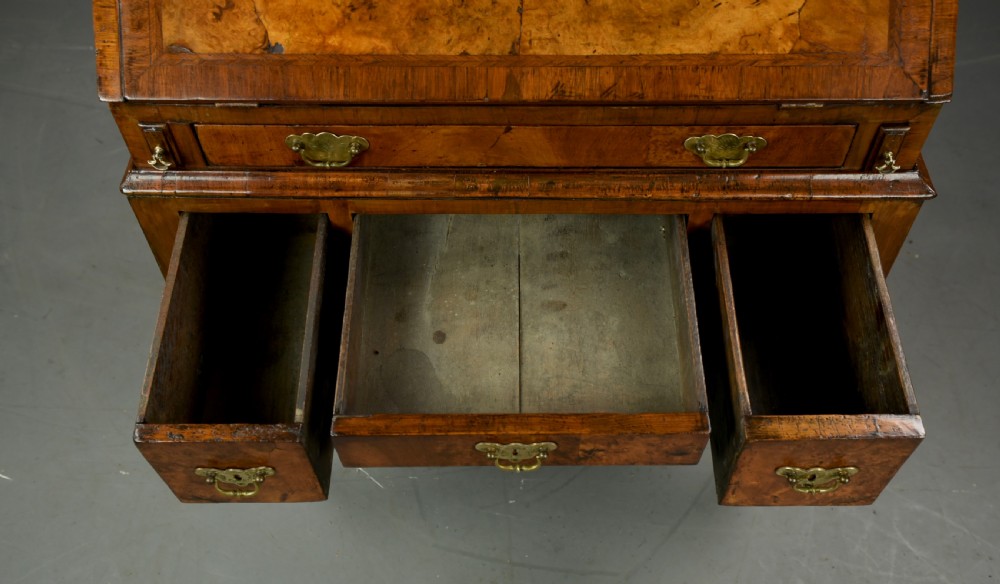 small Georgian burr walnut bureau  View IX
