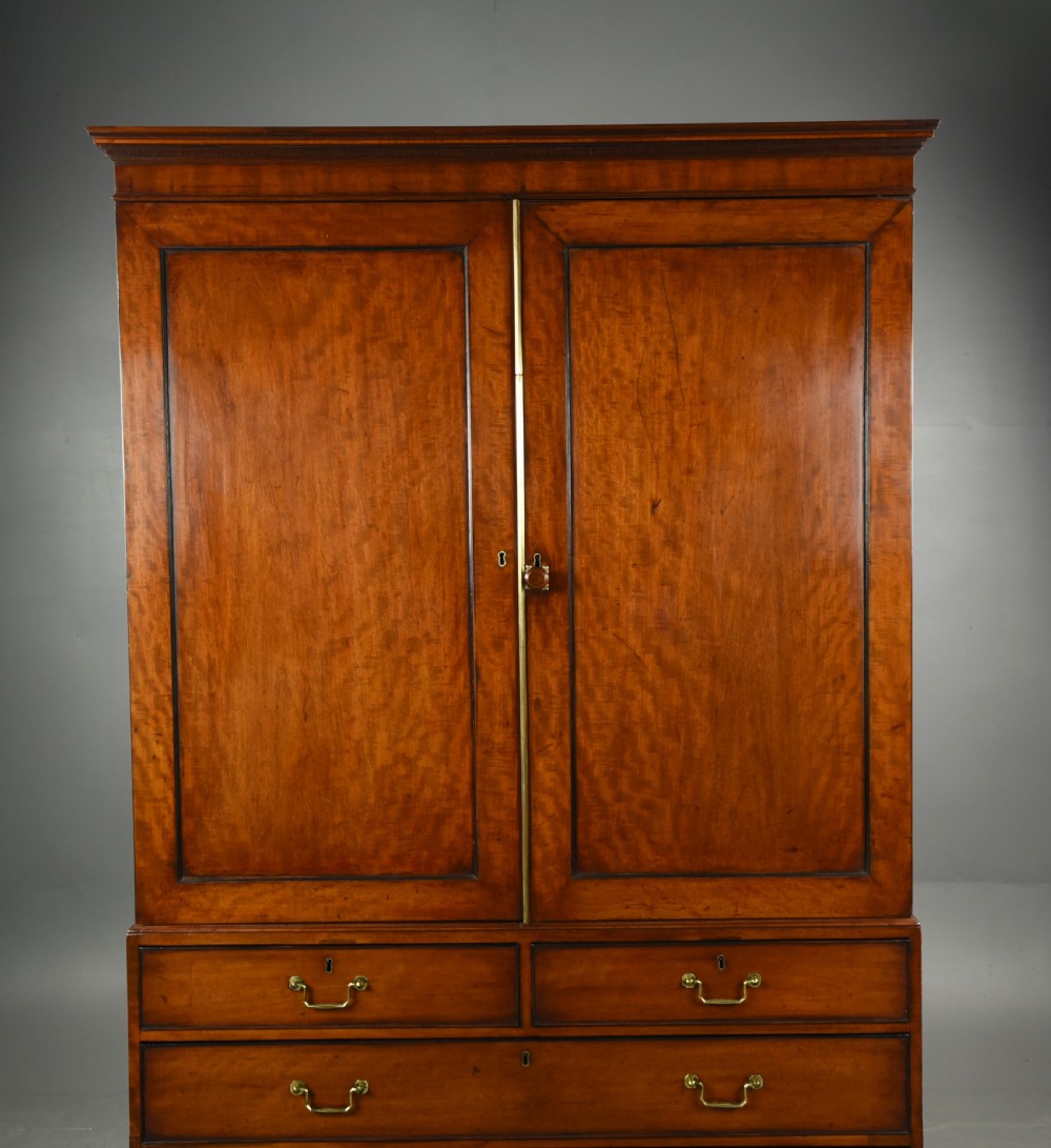 Georgian mahogany linen press  View II