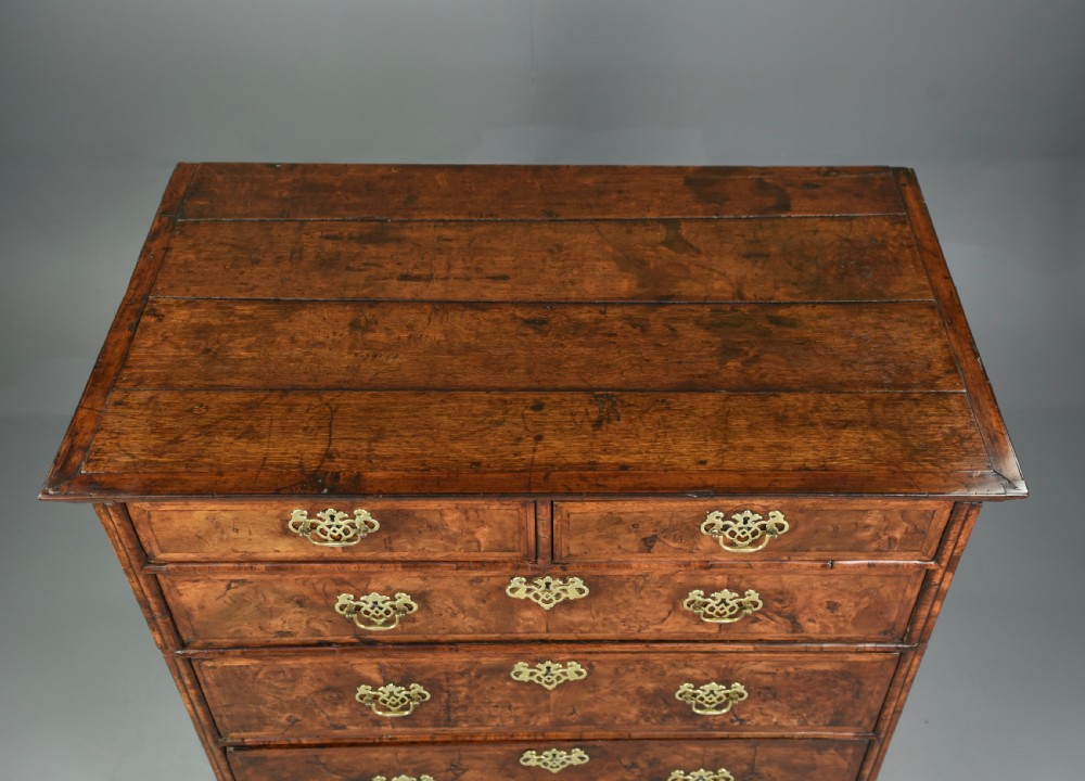 Queen Anne walnut chest of drawers  View V