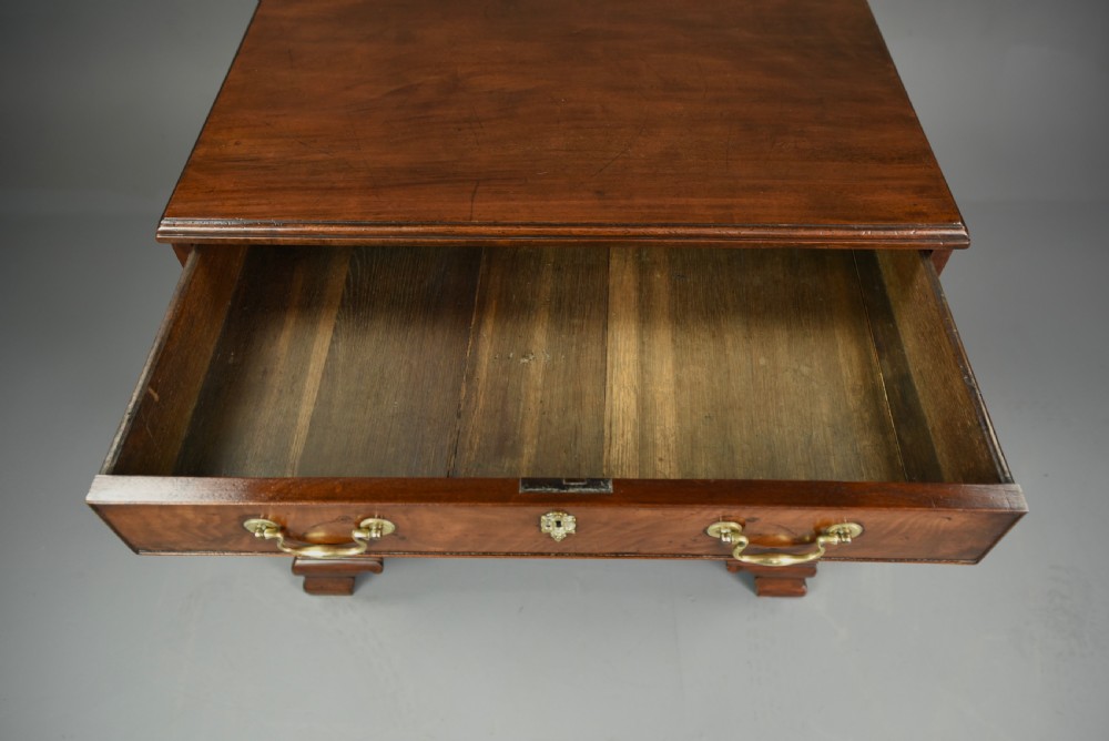small Georgian mahogany chest of drawers  View VI