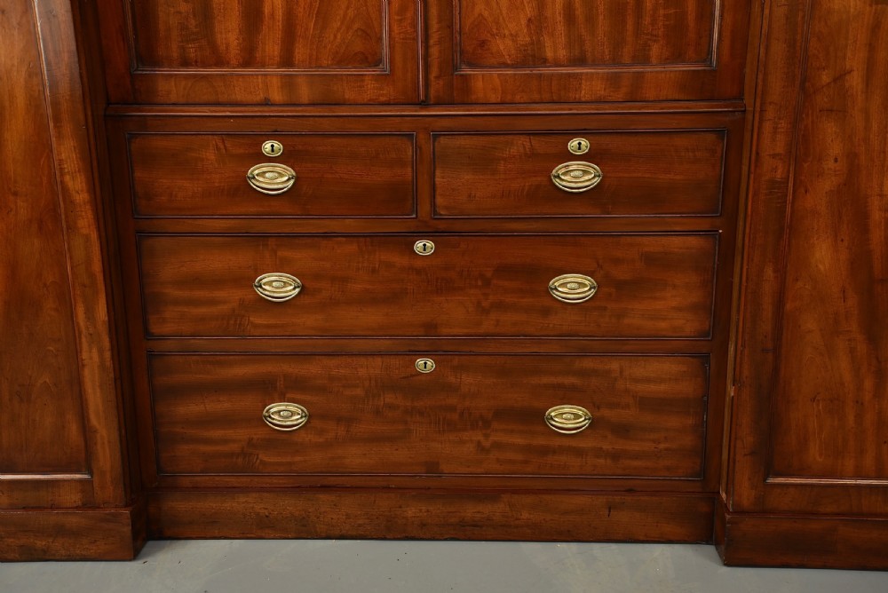 large Georgian mahogany breakfront wardrobe  View IV