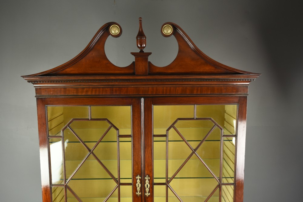 Georgian mahogany bureau bookcase  View III