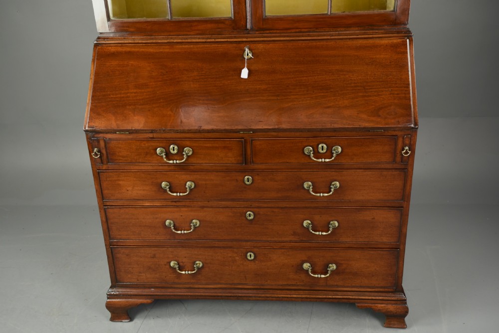 Georgian mahogany bureau bookcase  View IV