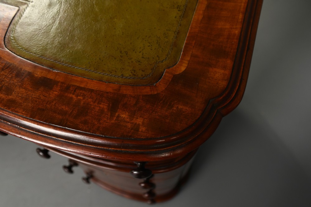 Victorian mahogany pedestal desk  View VII
