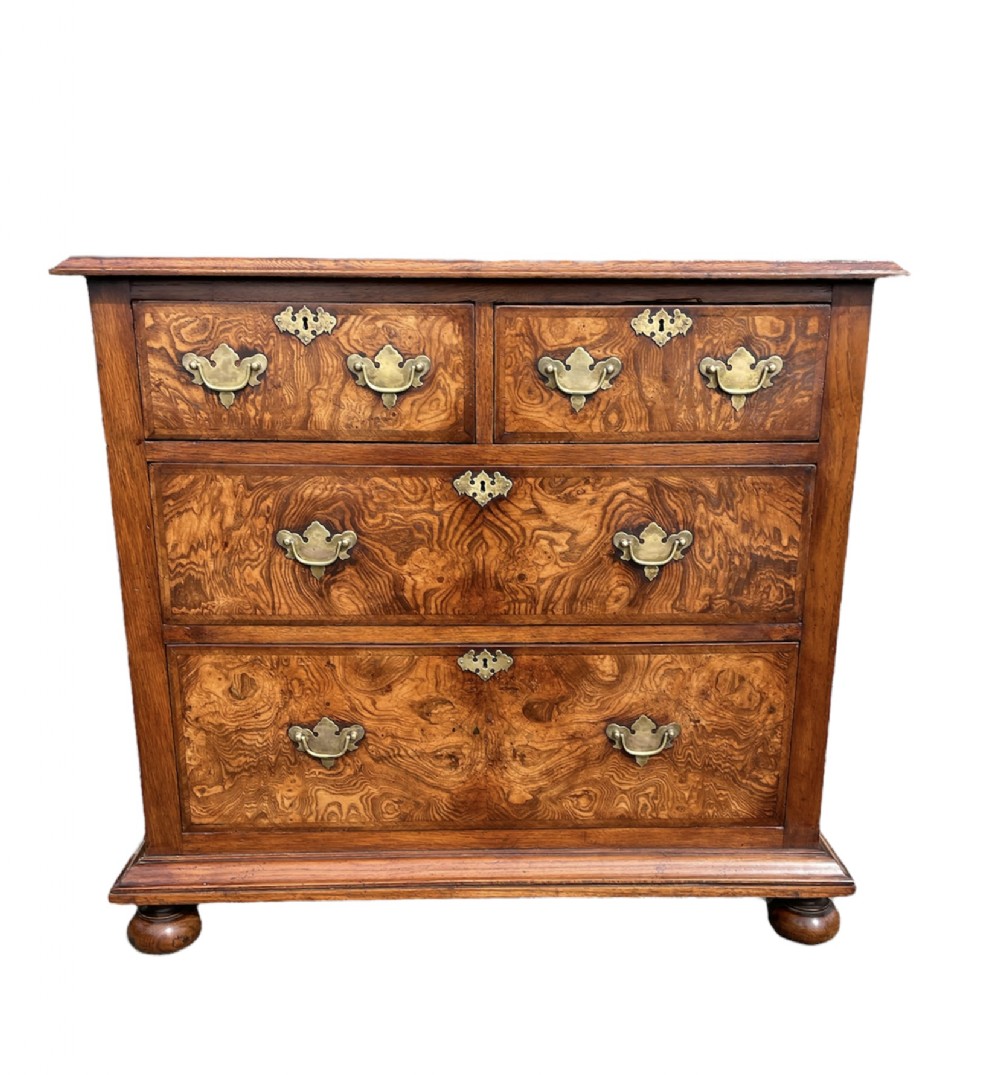 Victorian burr Elm and oak chest of drawers 