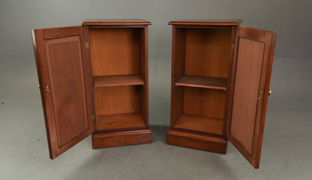 pair of Victorian mahogany bedside cabinets  View IV