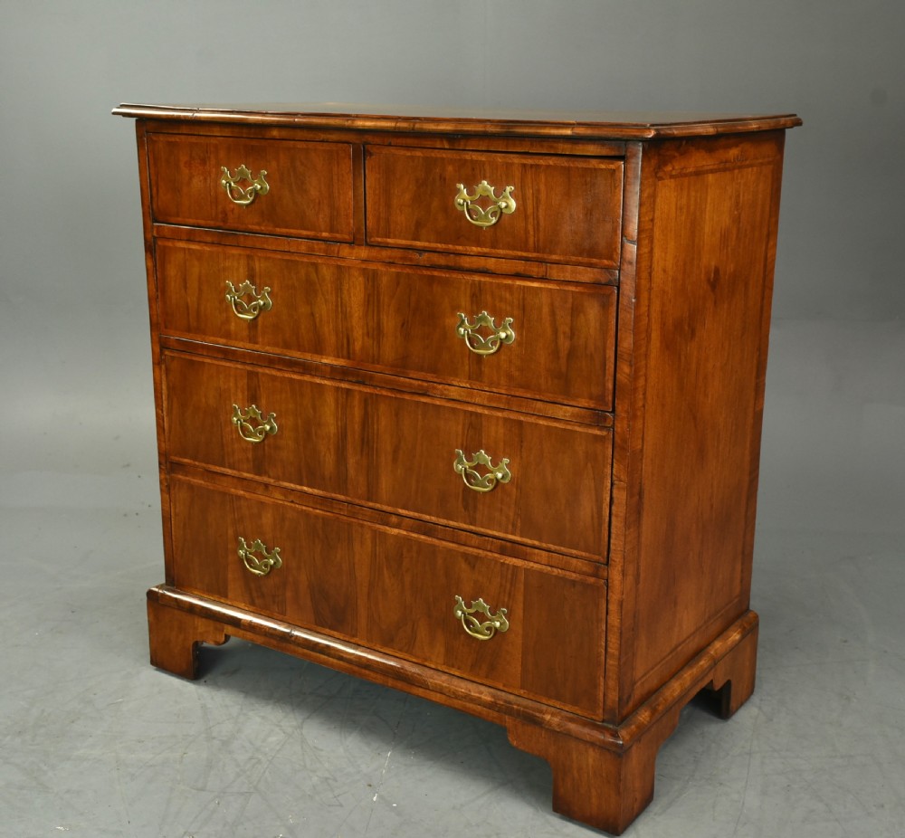 Georgian style walnut chest of drawers  View II