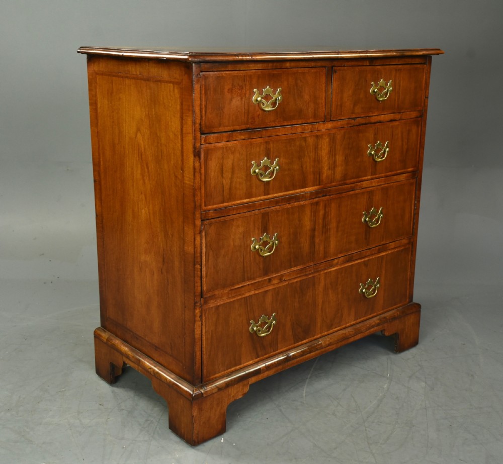 Georgian style walnut chest of drawers  View III