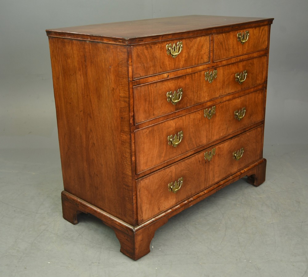 18th century walnut chest of drawers  View II