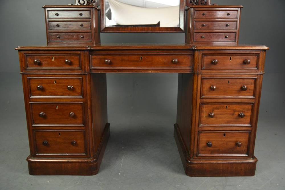 Victorian pedestal dressing table  View II