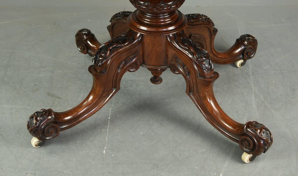 Victorian walnut dining table  View V