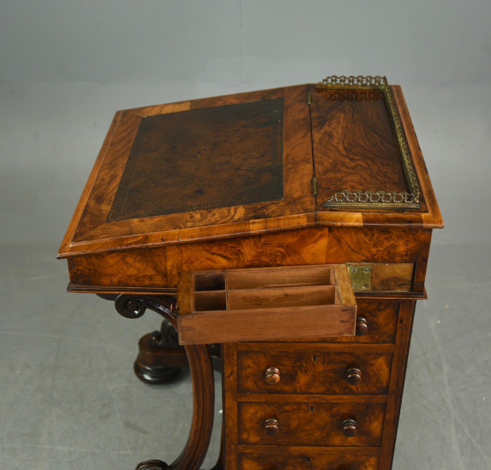 Victorian walnut Davenport  View VII