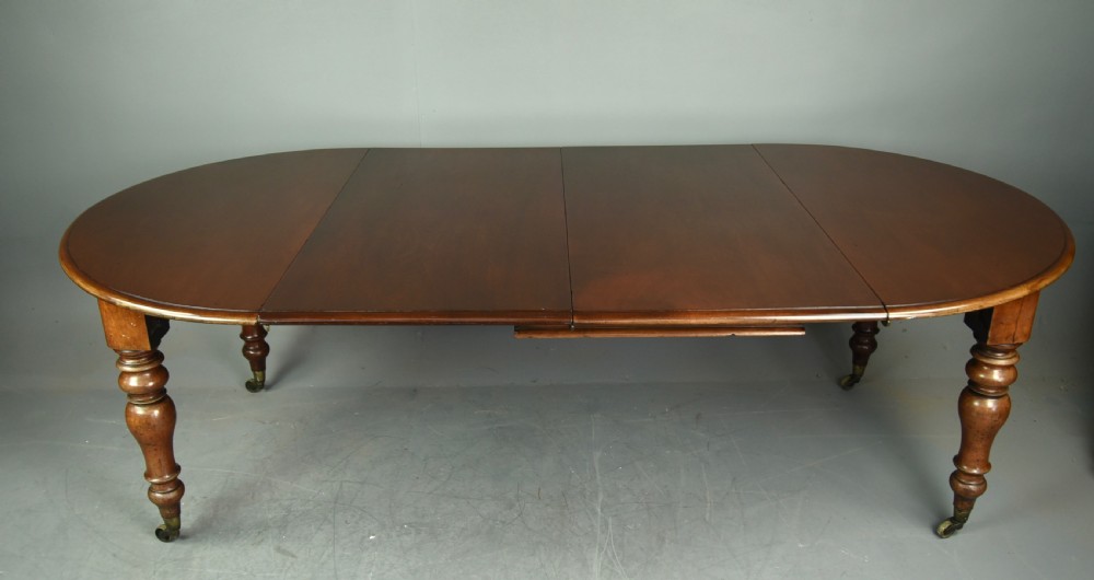 victorian dining table seats eight 