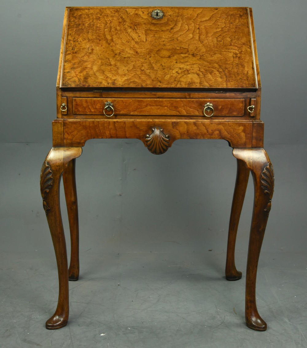 Walnut Queen Anne style bureau 