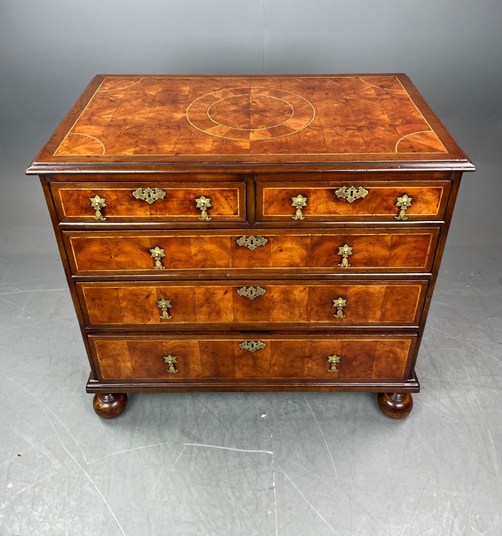 18th century oyster and walnut chest of drawers 