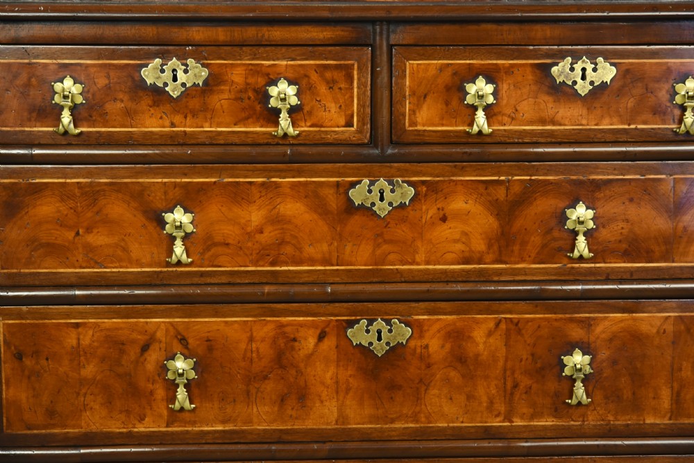 18th century oyster and walnut chest of drawers  View VI