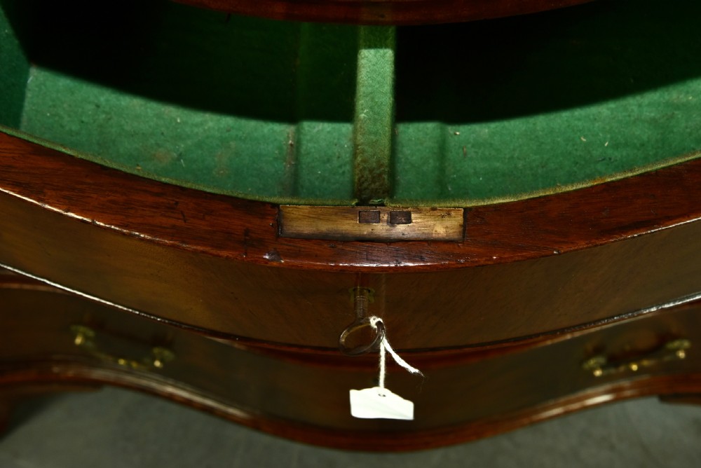 19th century small serpentine mahogany bachelors chest  View XI