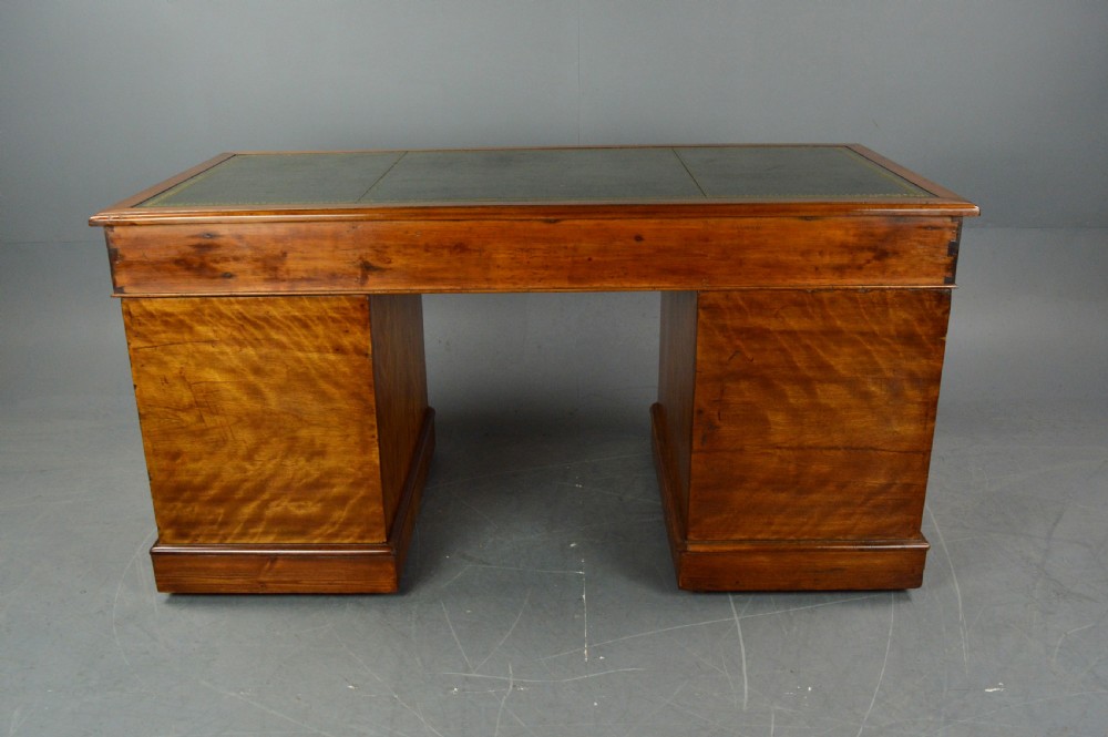 Victorian satinwood pedestal desk  View VII
