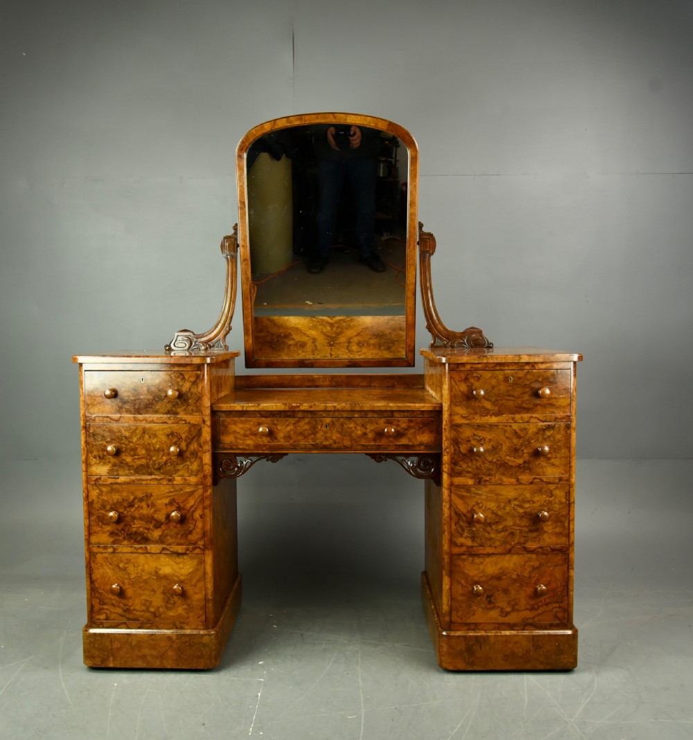 Victorian burr walnut pedestal dressing table by Heals & son London 