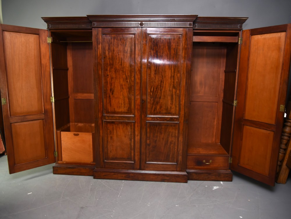 Large 19th century four door mahogany breakfront wardrobe  View II
