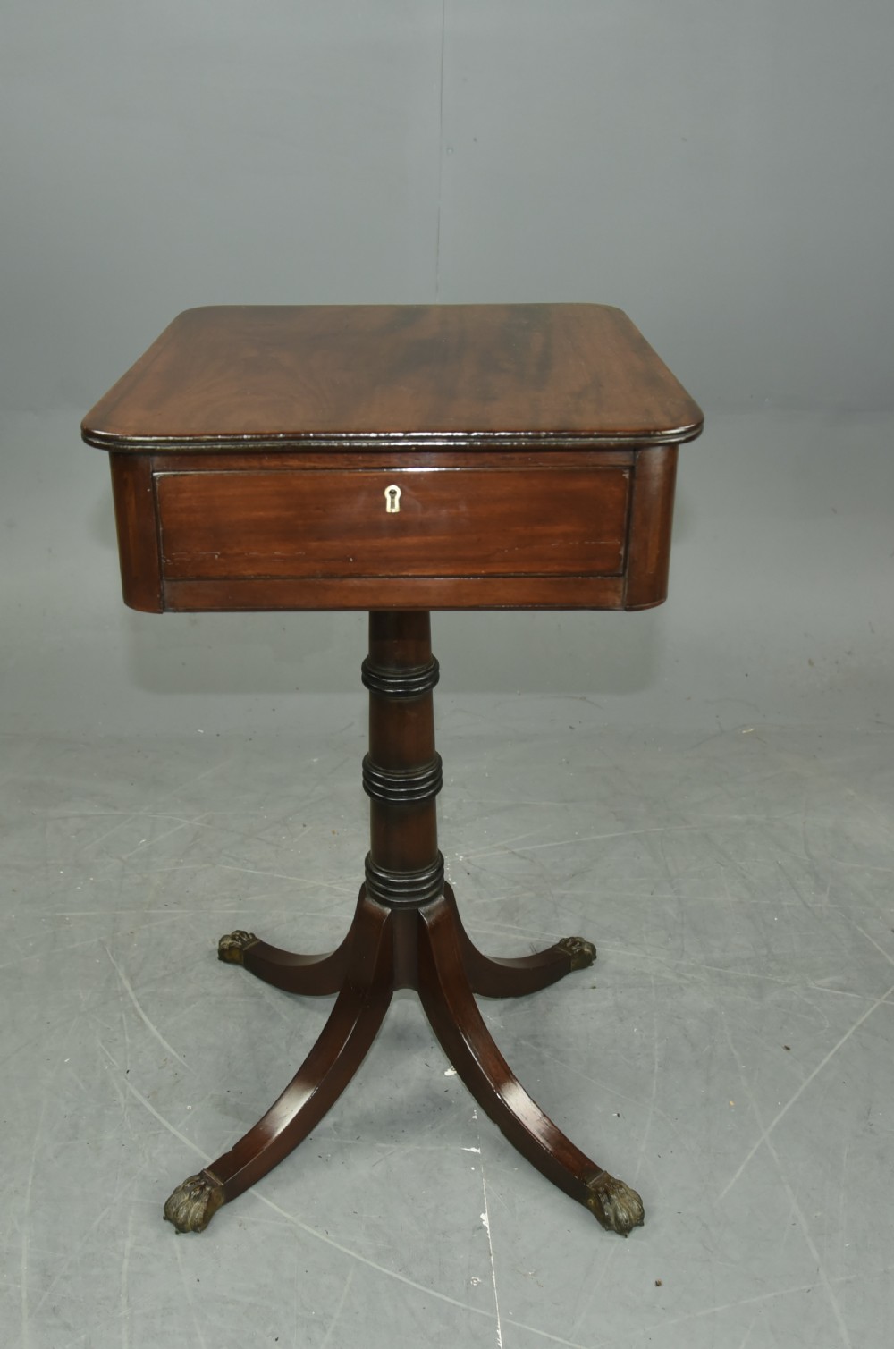 Regency mahogany lamp table