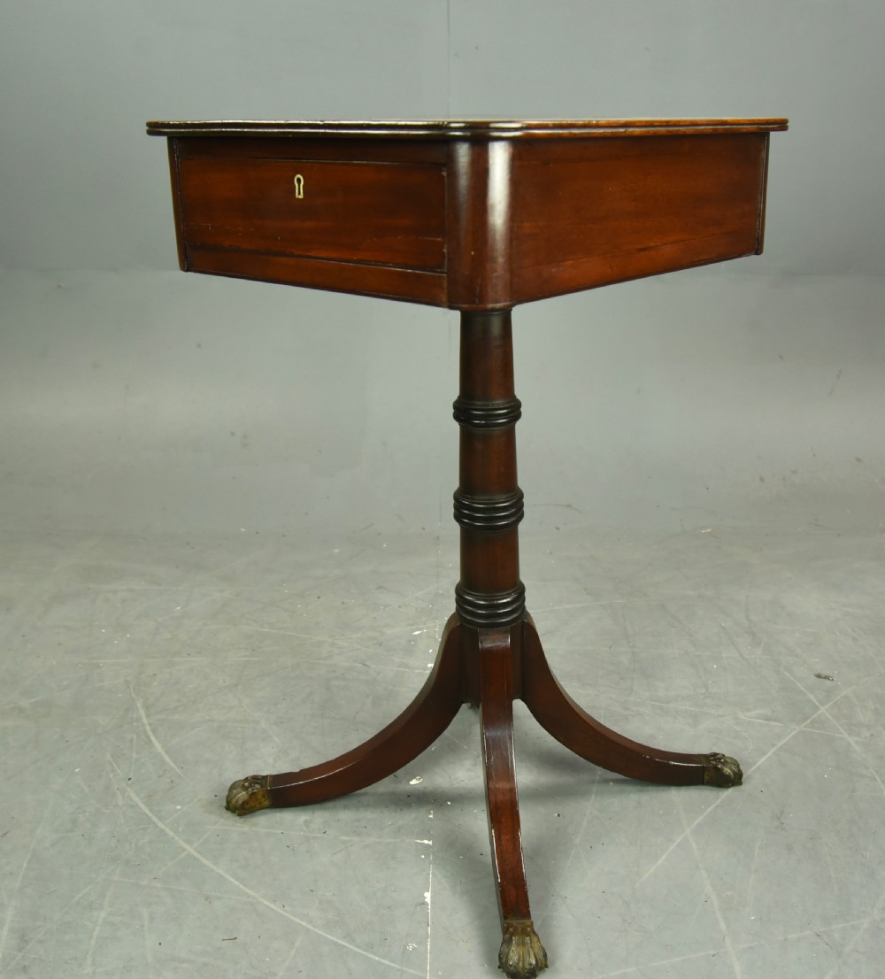 Regency mahogany lamp table View V