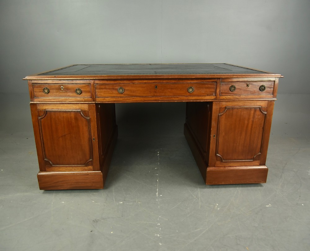 Antique Georgian style mahogany partners desk circa 1900 View VII
