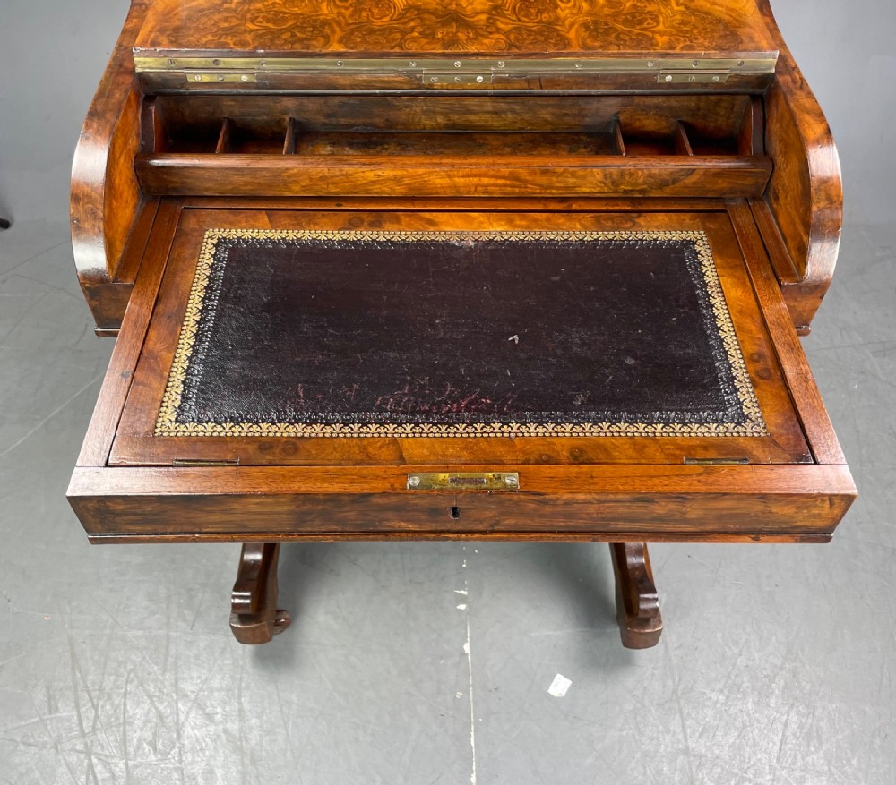 Walnut pop up Davenport  View V