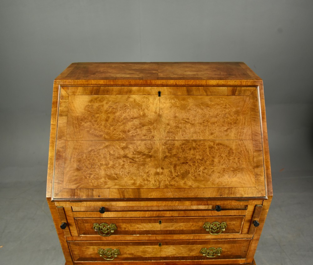 Small Queen Anne style walnut bureau  View IV