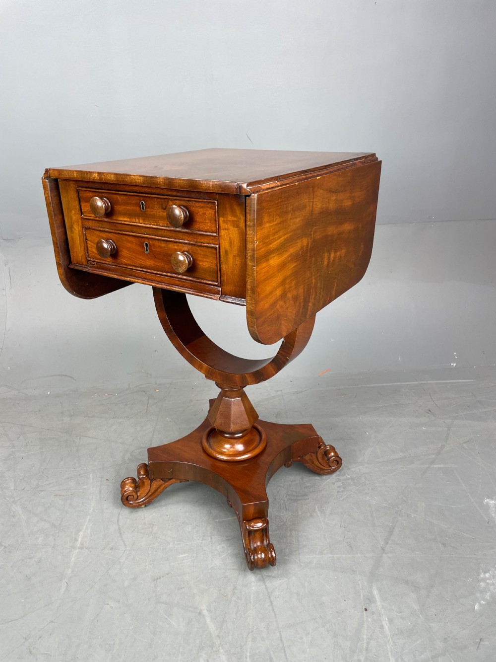 Victorian mahogany side table /lamp table  View II