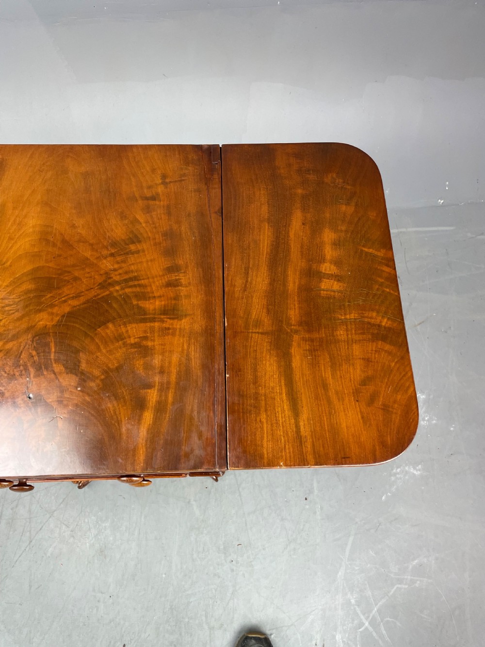 Victorian mahogany side table /lamp table  View VII