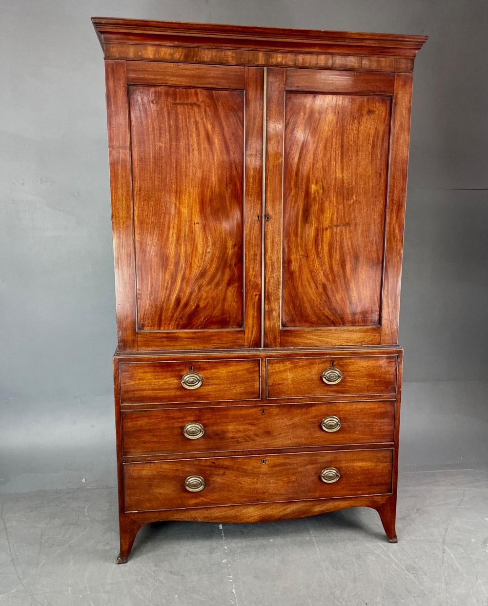 Georgian mahogany linen press wardrobe 