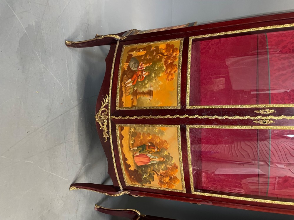 Pair of French  Display Cabinets vatrines Painted Vernis Martin  View III