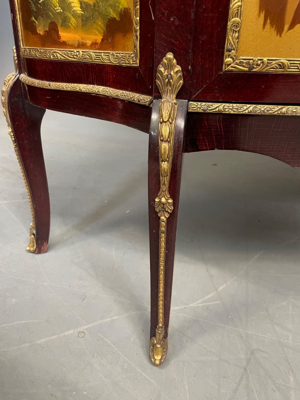 Pair of French  Display Cabinets vatrines Painted Vernis Martin  View XVIII