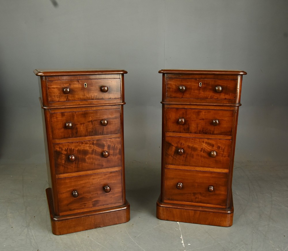 Antique pair of mahogany bedside chests of drawers 
