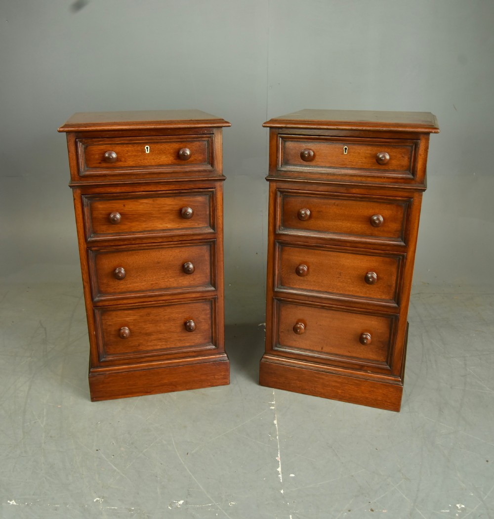 Antique pair of walnut Victorian bedside chests of drawers 