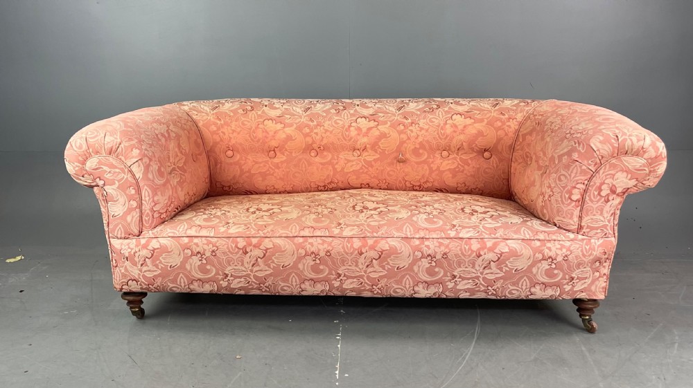 Victorian two seat Chesterfield
