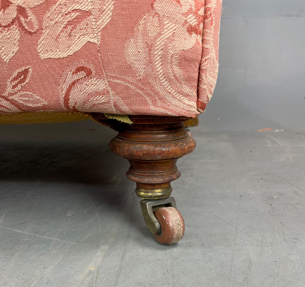 Victorian two seat Chesterfield View VI