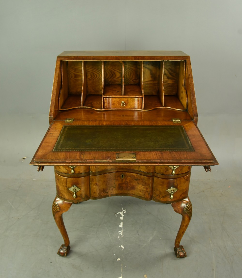 Antique Queen Anne style walnut bureau  View IV