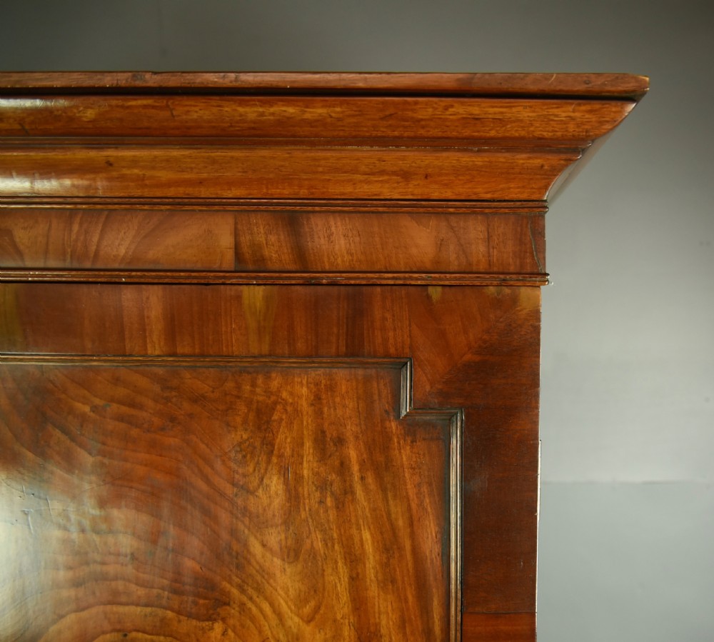 Georgian mahogany linen press wardrobe  View VII