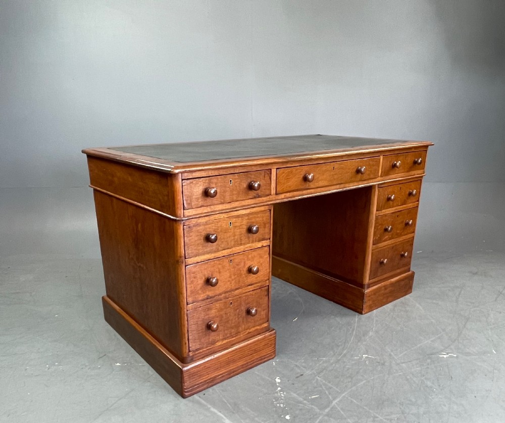 Victorian oak pedestal desk  View V