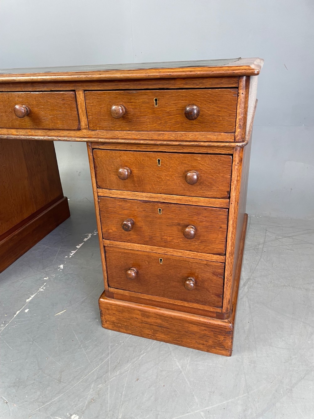 Victorian oak pedestal desk  View VII
