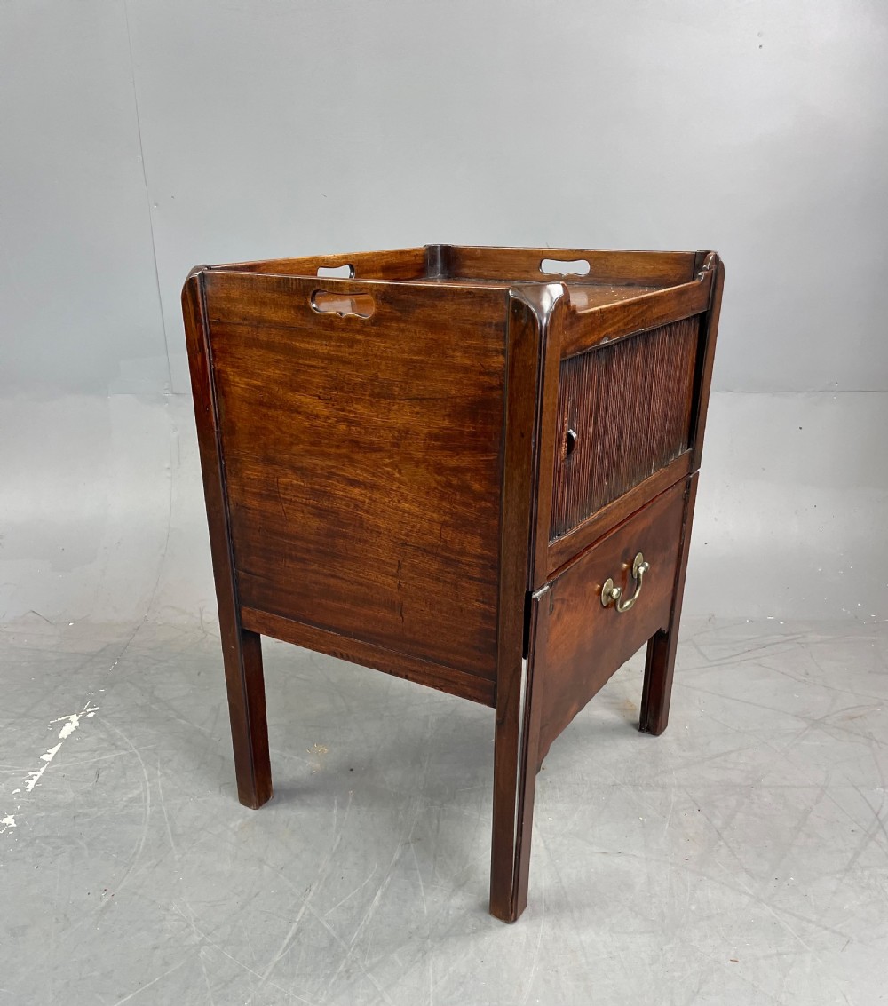 Georgian mahogany bedside cabinet  View VII