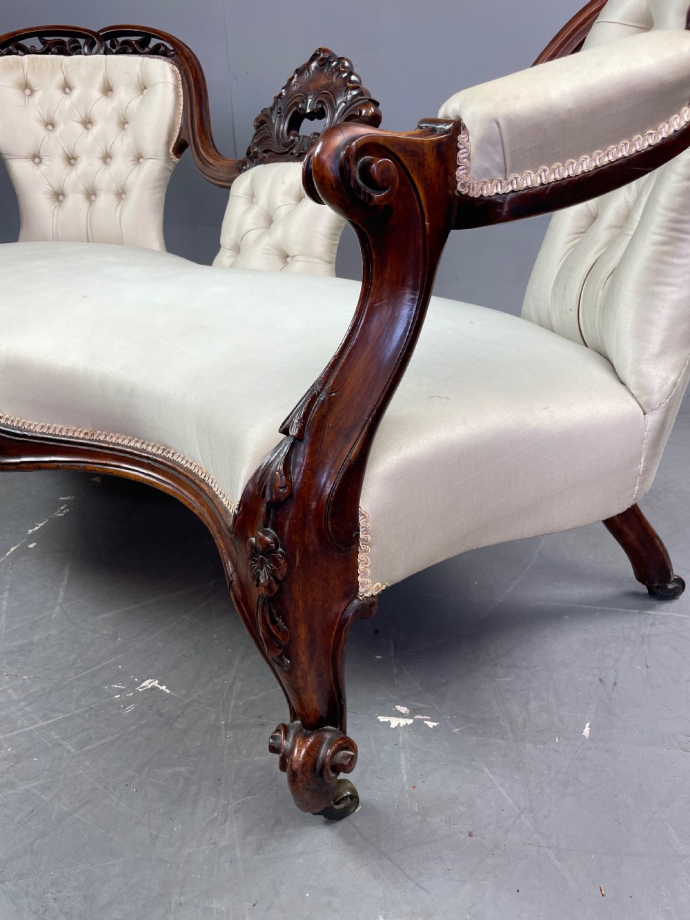Victorian mahogany double end sofa chaise  View VI